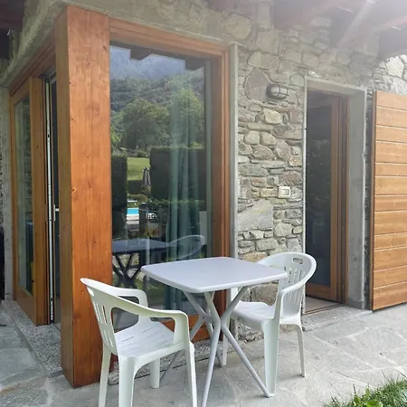 Borgo Antico Con Piscina E Vista Panoramica! Holiday home Colico